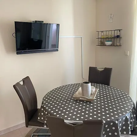 Lucija Apartment