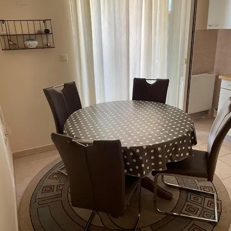 Apartment Lucija *