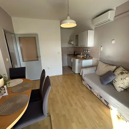 Apartment Lucija
